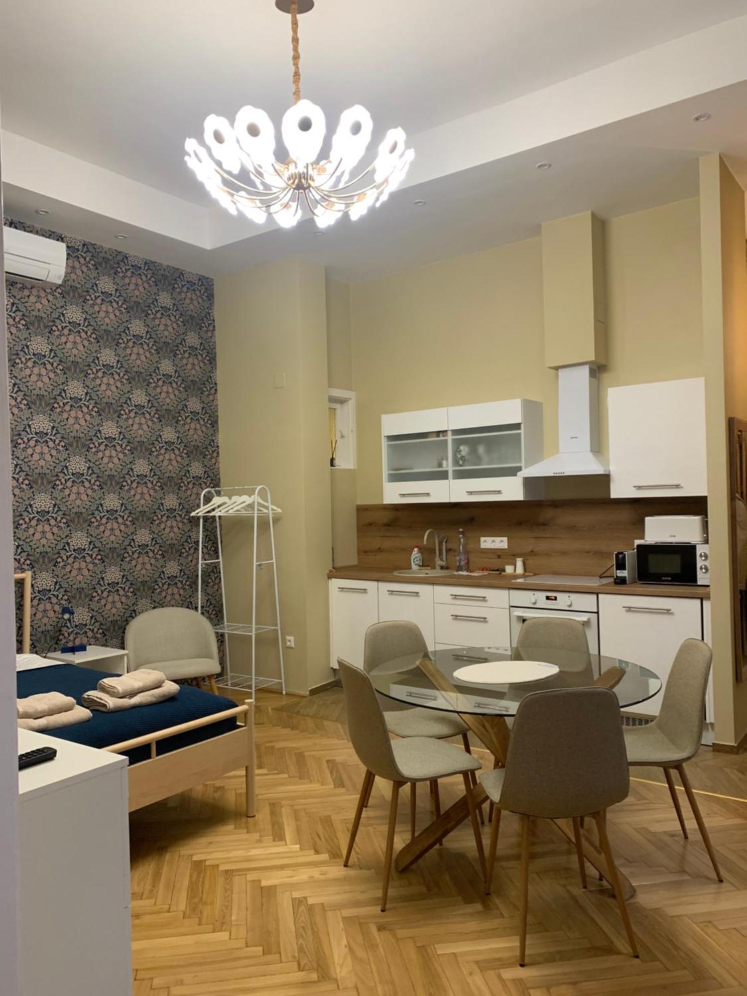 43 Apartment Budapest